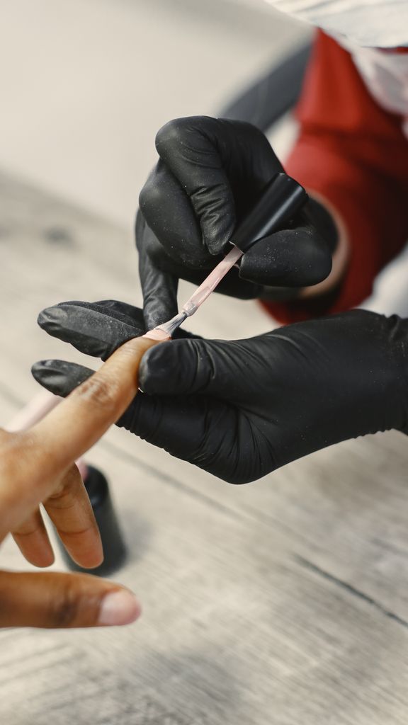 Ricostruzione: applicazione del gel